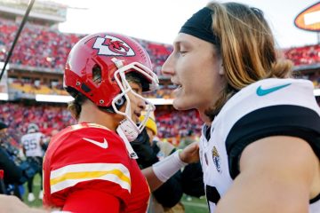 Prisco’s Week 2 NFL picks: Jaguars win thriller and drop Chiefs to 0-2, Patriots slow down explosive Dolphins – CBS s