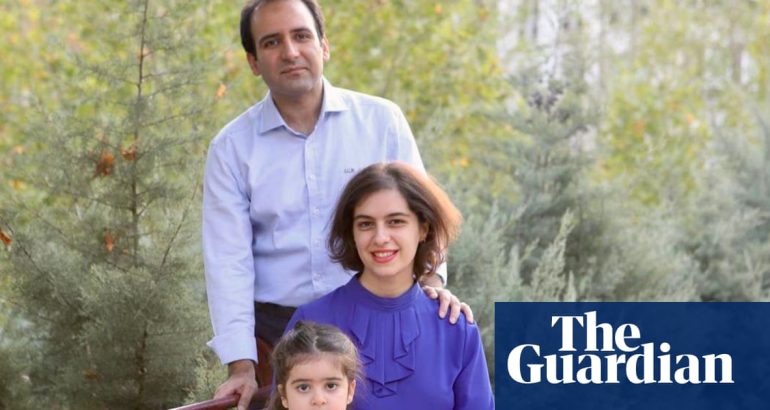 ‘it-is-not-possible-to-organise-in-iran’:-jailed-activist-warns-of-totalitarianism-after-mahsa-amini-protests-–-the-guardian