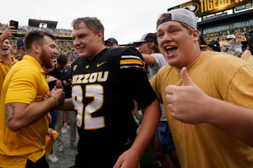 WATCH: Missouri boots SEC-record 61-yard field goal for insane walk-off win over No. 15 Kansas State – CBS s