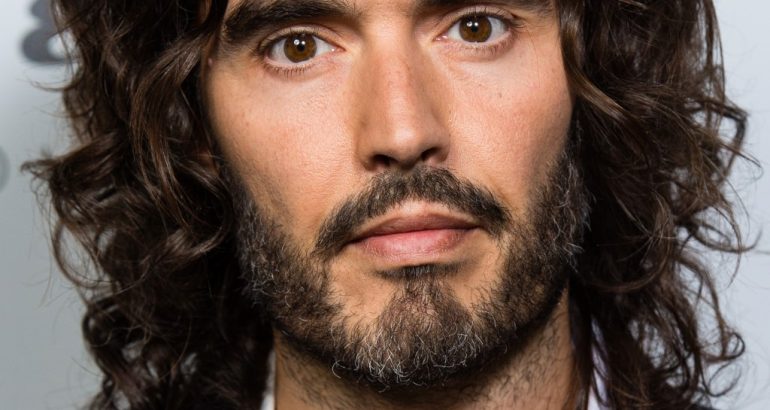 channel-4-doc-airs-russell-brand-rape,-sexual-abuse-allegations;-comedian-appears-on-london-stage-–-deadline