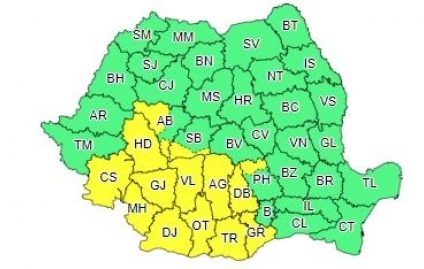 Cod galben de instabilitate atmosferică în 14 judeţe din Oltenia, vestul Munteniei, sudul Banatului și sud-vestul Transilvaniei, până duminică la ora 12:00