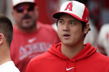 Shohei Ohtani has elbow surgery, expects to hit in ’24, pitch in ’25 – ESPN