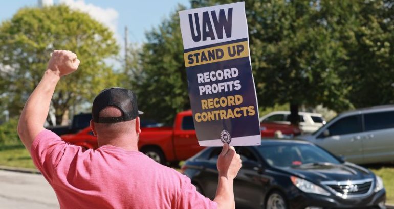 uaw-announces-significant-expansion-of-strike-at-gm,-stellantis-but-reports-progress-in-talks-at-ford-–-cnn