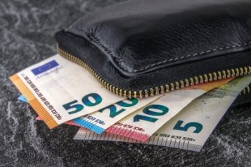 Riscurile de recesiune în zona euro au crescut ca urmare a majorării dobânzilor