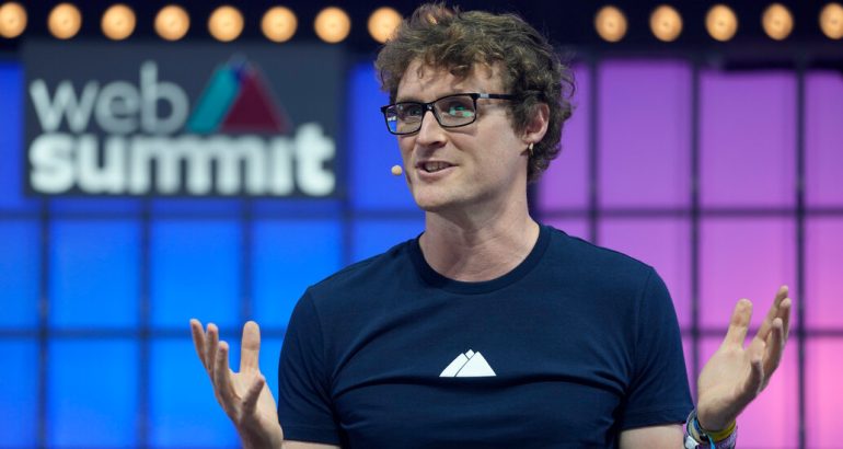 web-summit-chief-steps-down-over-israel-remarks-–-the-new-york-times