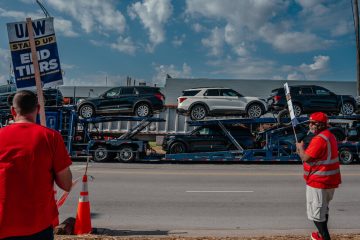 Ford’s U.A.W. Deal Could Ease Labor Strife During Shift to Electric Vehicles – The New York Times