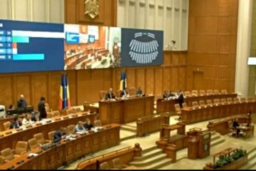 Camera Deputaţilor a dezbătut moţiunea simplă depusă de USR şi Forţa Dreptei împotriva ministrului Finanţelor