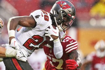 Fantasy Football Week 9 Start ‘Em & Sit ‘Em Running Backs: Start Rachaad White, Zach Moss, more – CBS s