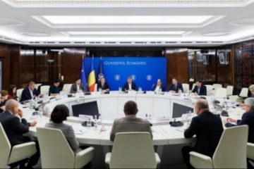 Asociația Română a Băncilor după întâlnirea cu premierul, pe tema plăților cu bani lichizi: Băncile înțeleg preocupările unei părți din populație. Comisioanele pentru operațiunile în numerar nu s-au majorat