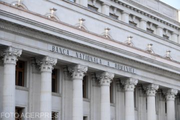 Banca Naţională a României menţine dobânda cheie la 7% pe an. Rata anuală a inflaţiei este aşteptată să se mărească în debutul anului viitor