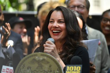 Watch Fran Drescher’s SAG-AFTRA Press Conference About The Strike-Ending Deal – Deadline