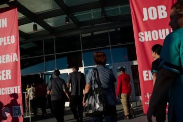 Las Vegas Hotel Strike Averted After Unions Strike Deals With Resorts – The New York Times