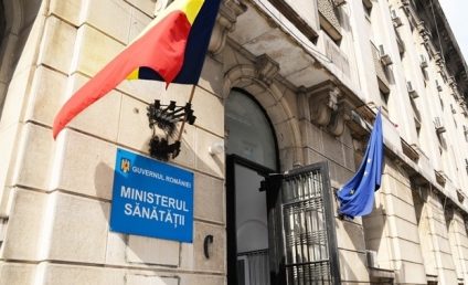 Protest spontan la Ministerul Sănătăţii. Angajaţii instituţiei susţin că sunt discriminaţi în privinţa veniturilor salariale în raport cu cei de la Casa Naţională de Asigurări de Sănătate