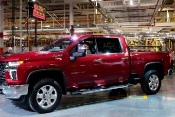 U.A.W. Members at General Motors Ratify Contract – The New York Times