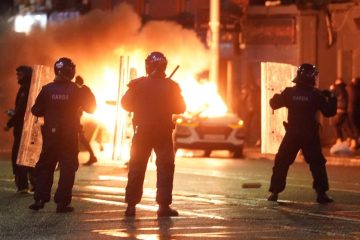 Violent clashes break out in Dublin after knife attack that injured 3 children, one seriously – ABC News