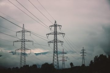 Tarifele de distribuţie a energiei electrice ar putea creşte cu 6%, de la 1 ianuarie