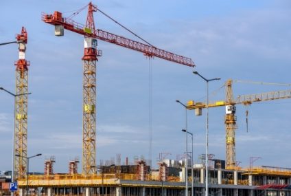 ANALIZĂ | Cod roşu în sectorul imobiliar: 70% dintre dezvoltatori prezintă risc major de involvenţă