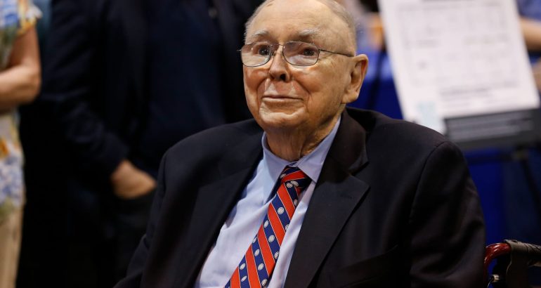 charlie-munger,-investing-genius-and-warren-buffett’s-right-hand-man,-dies-at-age-99-–-cnbc