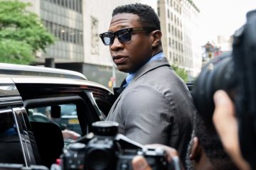 Jonathan Majors Domestic Violence Trial Ends First Day With No Jury Seated, No Ruling On Sealed Evidence – Update – Deadline