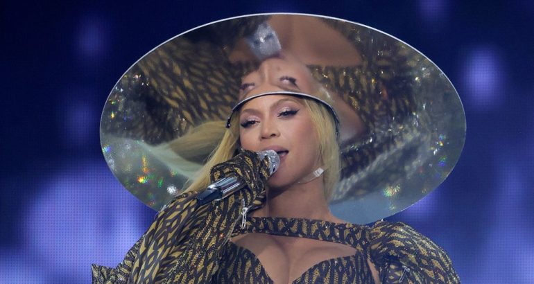 ‘renaissance:-a-film-by-beyonce’:-amc-issues-guidelines-for-headwear-and-wings-–-hollywood-reporter