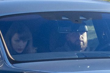 Travis Kelce and Taylor Swift enjoy a New Year’s Day drive the morning after their passionate kiss at a glitzy – Daily Mail