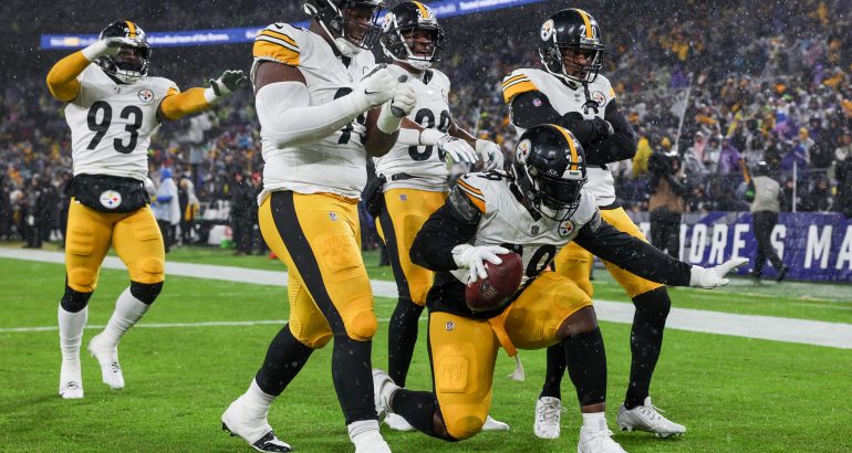 steelers-improve-playoff-hopes-with-win-vs-ravens;-tj.-watt-exits-with-knee-injury-–-the-athletic