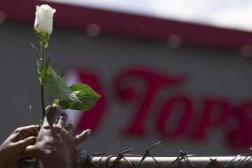 Buffalo shooter who killed 10 at Tops supermarket to face death penalty in federal case – CBS News