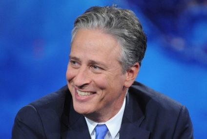 Jon Stewart Returns to ‘Daily Show’ as Monday Host, Executive Producer – Variety