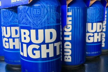 Bud Light Super Bowl ad aims to win back customers – Fox Business
