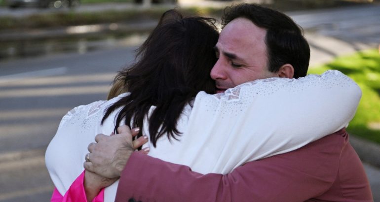 off-duty-officers-kill-female-shooter-at-joel-osteen’s-lakewood-church-in-houston;-2-victims-injured-–-abc-news