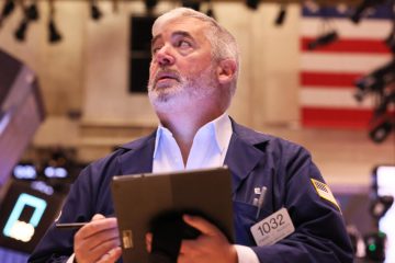 Stock market today: Stocks mixed after retail sales tumble – Yahoo Finance