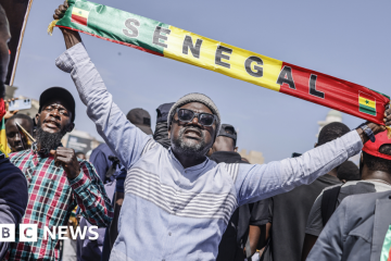 Senegal election: Opposition supporters march in Dakar calling for swift vote – BBC.com