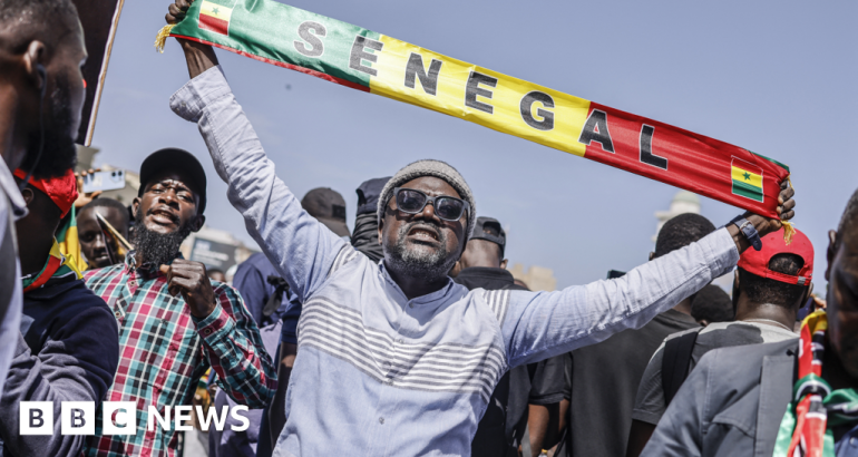 senegal-election:-opposition-supporters-march-in-dakar-calling-for-swift-vote-–-bbc.com