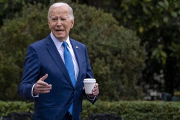 Biden gets annual physical exam, with summary expected later today – CBS News