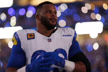 Aaron Donald, 3-time Defensive Player of the Year, announces retirement to end 10-year NFL career – Yahoo s