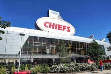 Kansas City ballot measure for new Royals stadium, Chiefs renovations fails hard at polls – Yahoo s