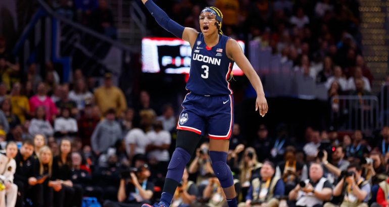 controversial-late-game-foul-against-uconn’s-aaliyah-edwards-draws-ire:-‘i-wasn’t-given-an-explanation’-–-the-athletic