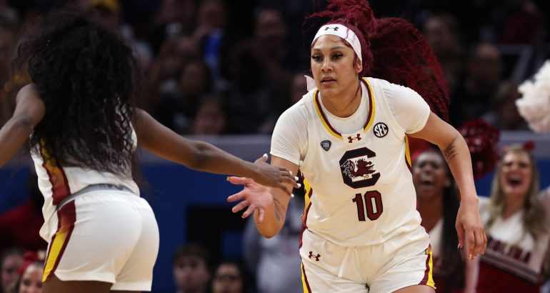 south-carolina-vs-iowa-78-72-live:-score,-game-news,-stats,-highlights-for-2024-ncaa-women’s-basketball-national-championship-–-nbc-s