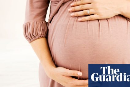 Pregnancy may speed up biological ageing, study finds – The Guardian