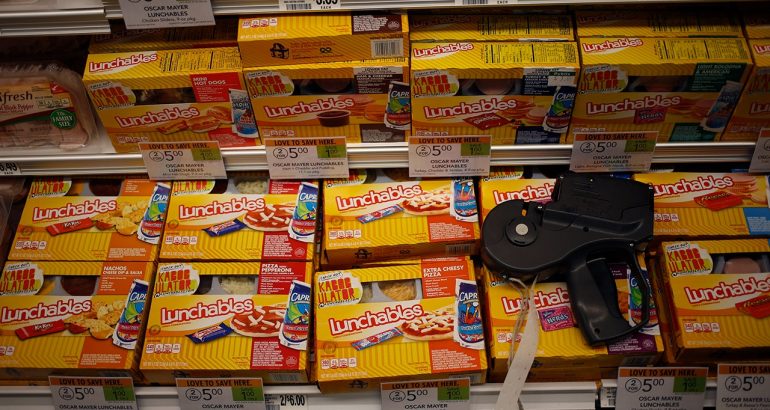 consumer-reports-says-usda-national-school-lunch-program-should-drop-lunchables-–-fox-business