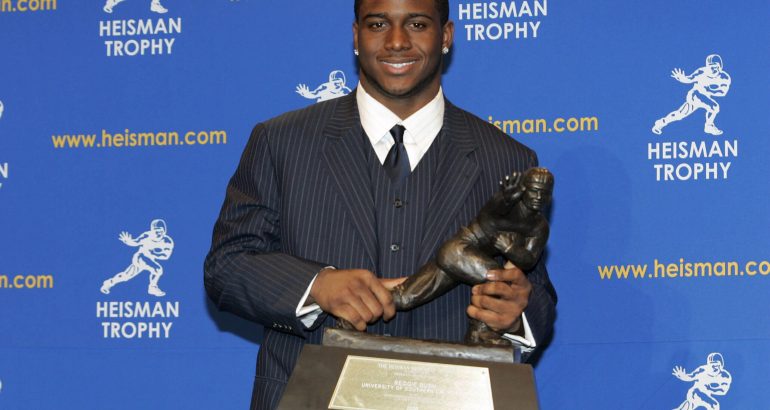 reggie-bush-has-2005-heisman-trophy-reinstated,-14-years-after-its-forfeiture-–-the-athletic