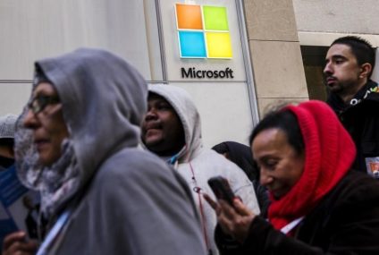 Microsoft fiscal Q3 results top estimates as AI revolution spurs cloud growth By Investing.com – Investing.com