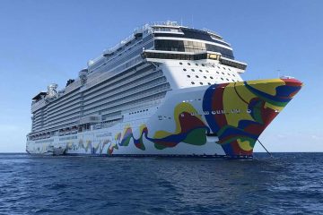 Cruise Ship Worker Accused of Stabbing 3 People with Scissors on Voyage to Alaska – PEOPLE