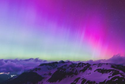 Northern lights set the sky aglow amid powerful geomagnetic storm – CBS News