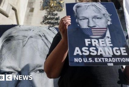 Julian Assange: Wikileaks founder can challenge US extradition – BBC.com